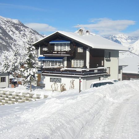 Ferienwohnung Haus Edelweiss Grächen Exterior foto